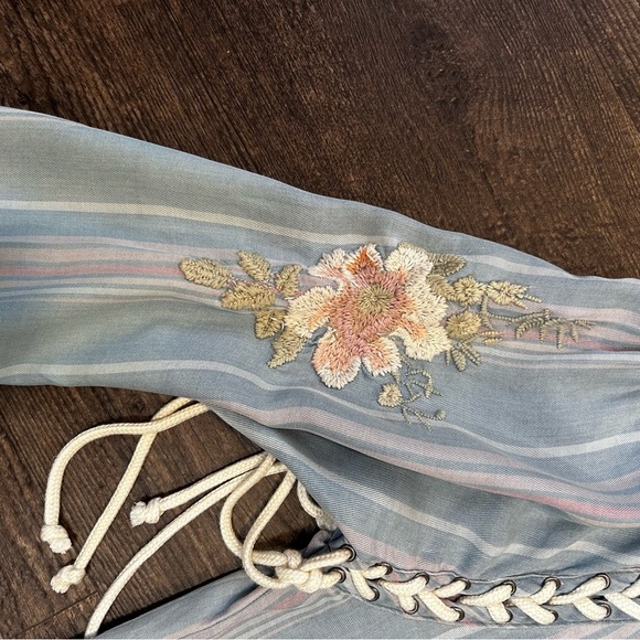 Blue & Pink Striped Off-Shoulder Embroidered Peasant Hippie Lace Up Blouse Sz S - Picture 8 of 9